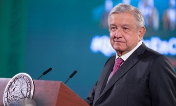 Estatua de la Libertad está “verde de coraje” por censura, dice López Obrador