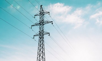 El Senado aprueba la polémica reforma eléctrica de López Obrador