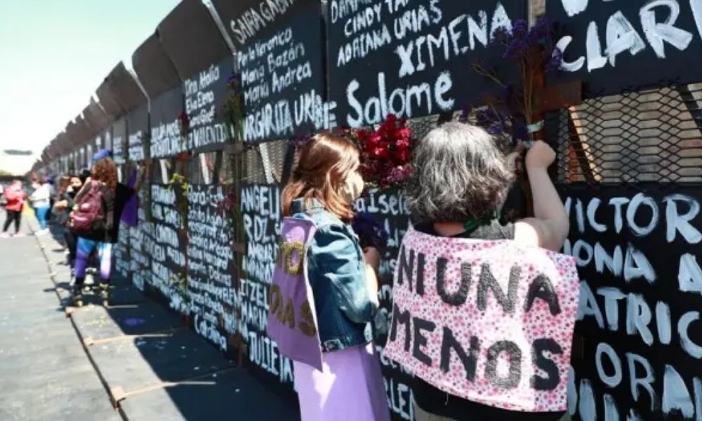 Mujeres policías vigilarán marcha feminista en Ciudad de México