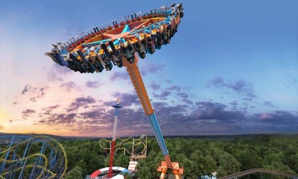 Detienen a jóvenes quienes intentaron ingresar con una subametralladora a Six Flags México