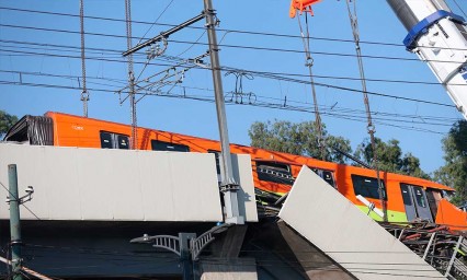 AMLO decreta duelo nacional por tres días por accidente en el metro