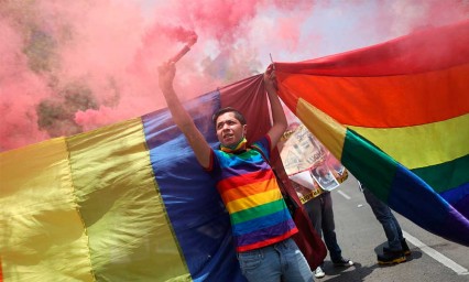 Comunidad LGBT de México exige fin a asesinatos 