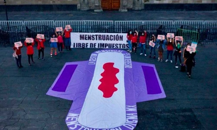 Colectivas feministas protestaron en CDMX por una menstruación digna en todo el país 