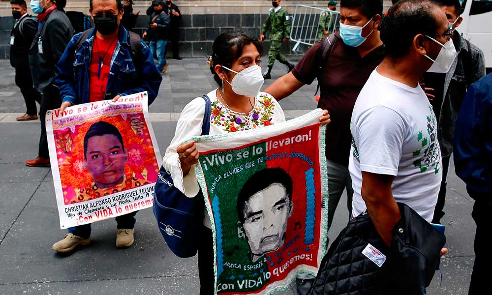 Identifican restos de otro estudiante de Ayotzinapa en una barranca 