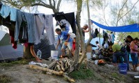 Familias migrantes sobrepasan capacidad de albergues en Matamoros