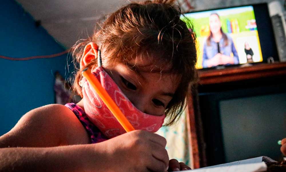 AMLO no garantiza que niños y jóvenes no se contagien de Covid en México: FNERRR	