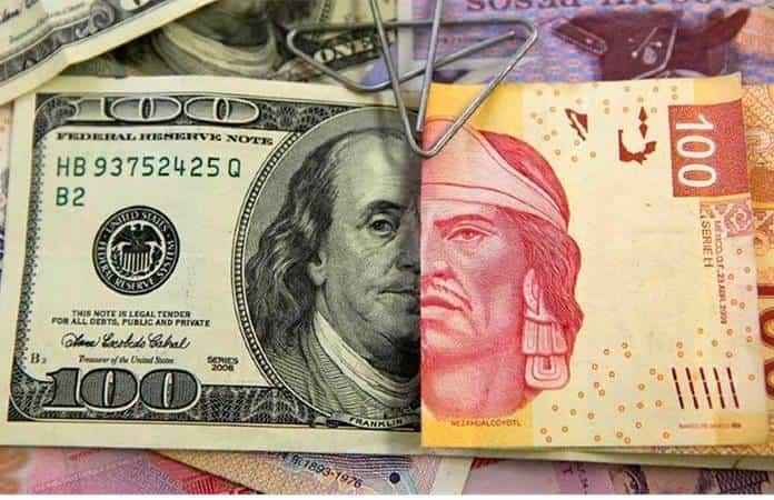 Peso mexicano gana terreno frente al dolar