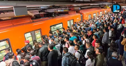 Las aglomeraciones en el metro de la CDMX son sumamente frecuentes