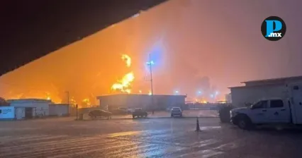 Incendio en el exterior de la refiner&iacute;a Olmeca, en Dos Bocas, dej&oacute; cinco trabajadores fallecidos tras el desborde de aguas aceitosas.