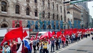 Antorchistas recibirán las elecciones en plantón