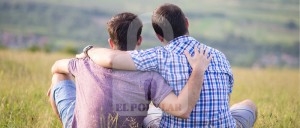 Permite Puebla que parejas gay adopten