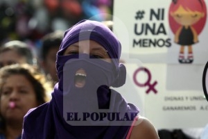 Gritan poblanos ¡Ni una más!