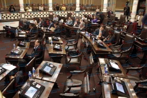 Aplazan diputados análisis de presupuesto