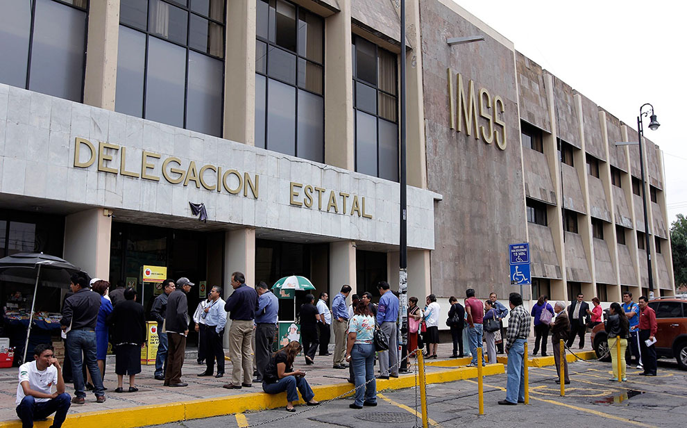 IMSS Puebla recibe bono pese a quejas en la CNDH