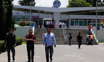 Aumento salarial en Volkswagen será mínimo: trabajadores