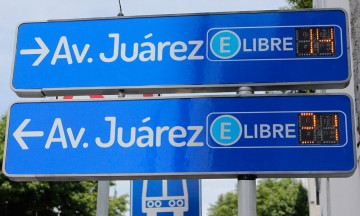 Buscan aplicar cobro por parquímetros en Puebla, afirma PRI