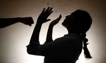 Moreno Valle simula combate a violencia de género, acusan