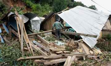 Damnificados por Earl tardarán 1 año en ser reubicados