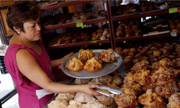Esperan comerciantes 370 mdp por el Día de Muertos