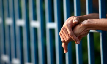 Excarcelan a 347 indígenas poblanos con nuevo sistema penal