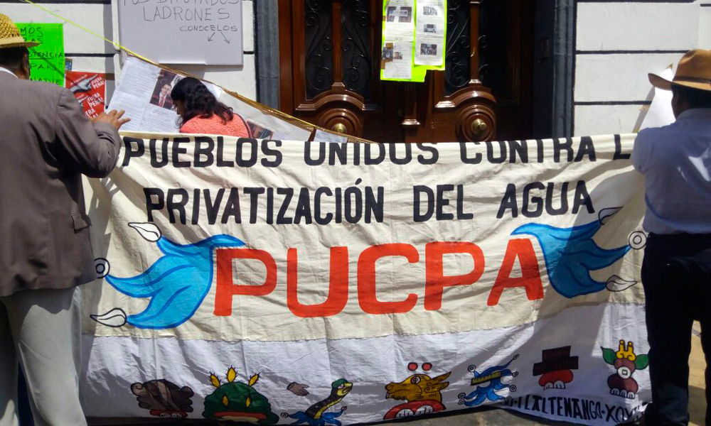 Marchan contra Ley del Agua Puebla
