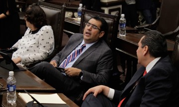 Diputados sin estudios, poco productivos