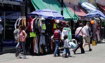 Dar&aacute;n permisos a 900 ambulantes del centro