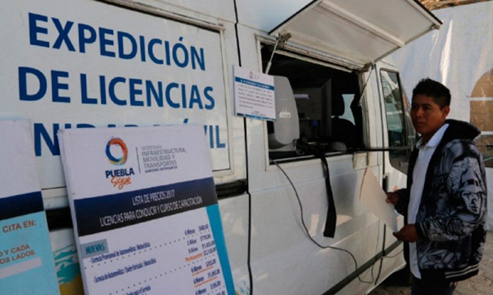 Llegan unidades móviles para expedir licencias a 6 municipios