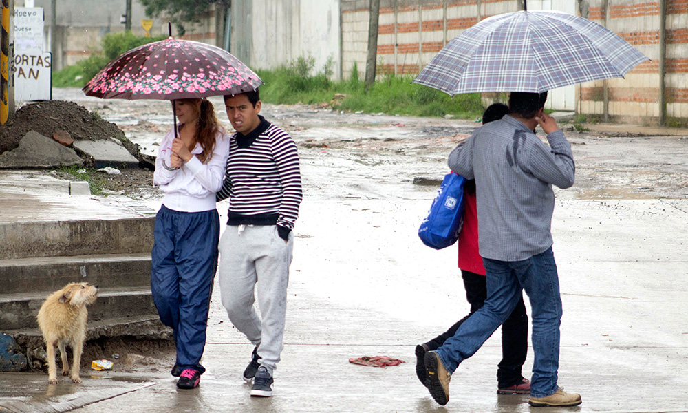 Persisten las lluvias en la capital poblana