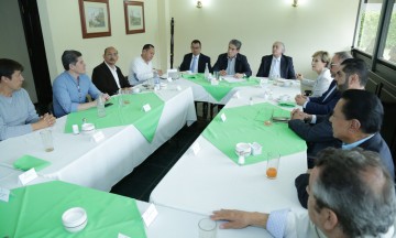 Garantiza Di&oacute;doro Carrasco seguridad al sector empresarial