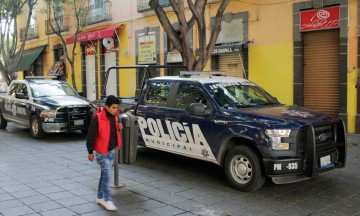 Resguardan policías Corredor Comercial de Ambulantes