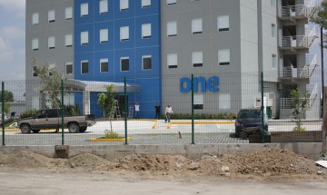 Acusan a hotel de apropiarse de drenaje en Villa Posadas