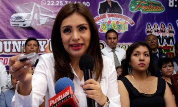 Contrata Uber sin filtros a choferes