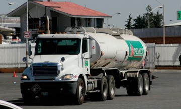 Recortan fondos petroleros para Puebla