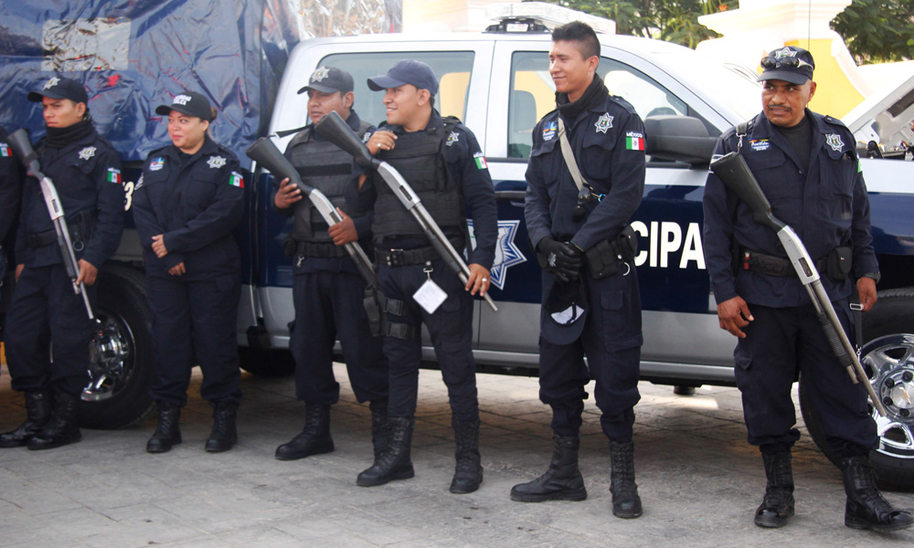 Autoridades dejaron Acatlán a merced de Los Rojos