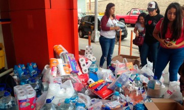 Hacen colecta afuera de supermercados; en San Manuel, los corren