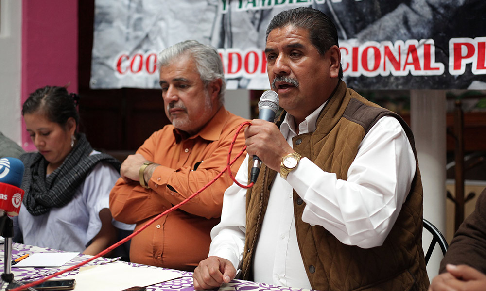 Desbandada en el PRD-Puebla; la CNPA se alía con AMLO  