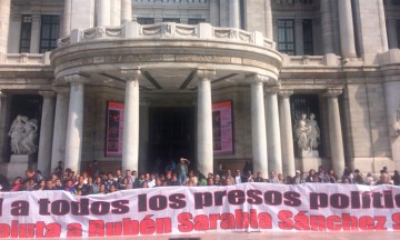 Falta Simitrio a entrega de premio “Carlos Montemayor”