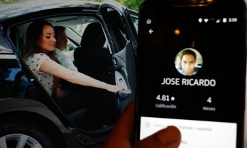 Taxistas ahora piden salida de Uber