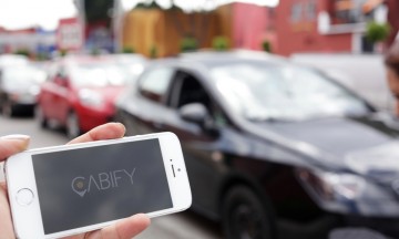 Protestan conductores de Cabify; piden volver a operar