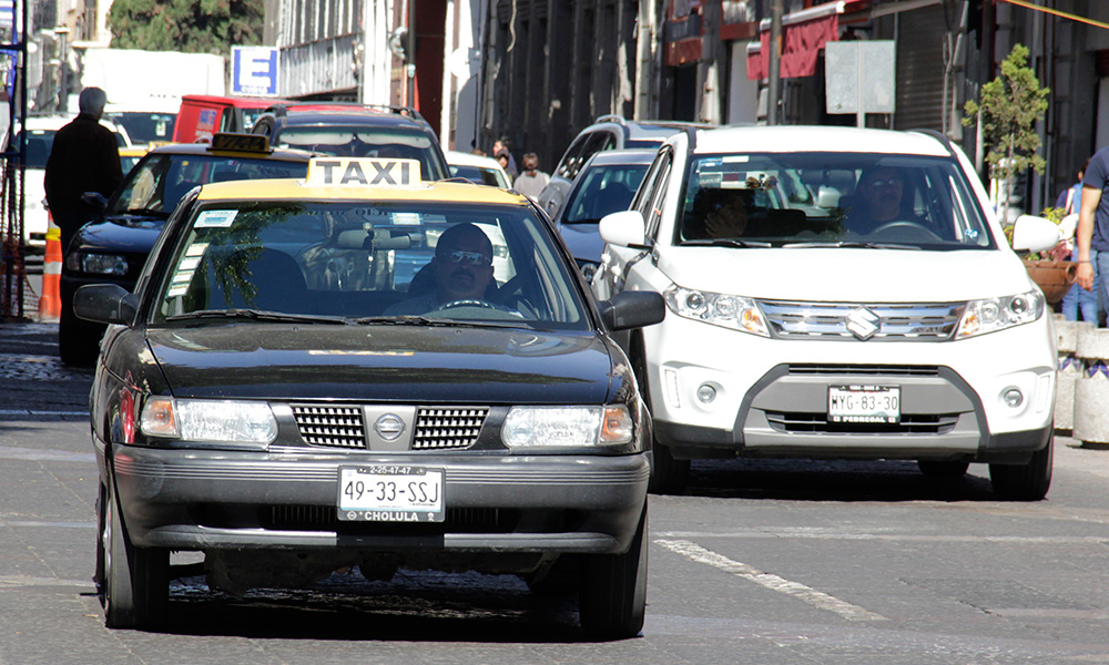 Libran de reformas a taxis tradicionales