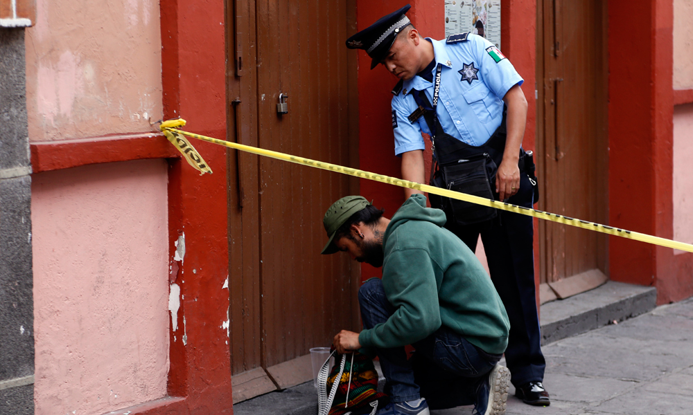 Consideran peligroso 50% de los habitantes ayudar a policías