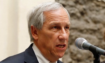 Analiza Enrique Cárdenas ir por la vía independiente