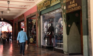 Prevén comerciantes alza del 20% en el Guadalupe-Reyes