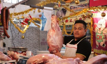 Cena navideña, gasto de 3 mil pesos