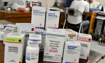 Denuncian desabasto en fármacos de VIH