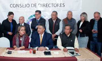 Piden atender rezago social antes de dar chapulinazo