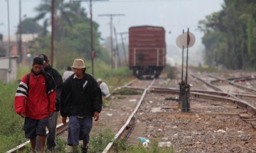 Carecen de médicos las estaciones migratorias