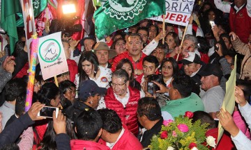 Acusa Doger a Moreno Valle de amenazar ediles