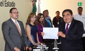 Reta Barbosa a debates en intercampañas  